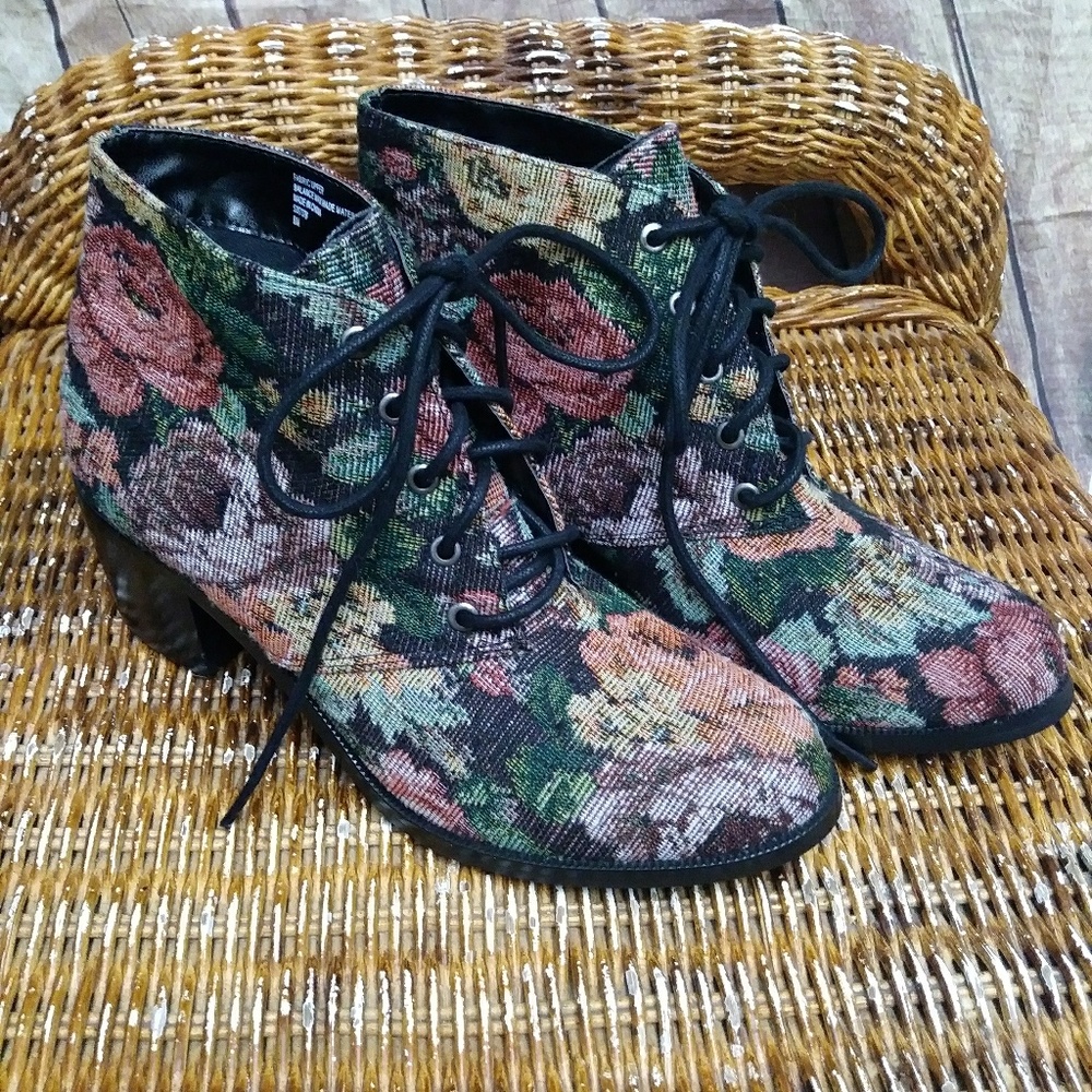 Diba floral ankle booties.